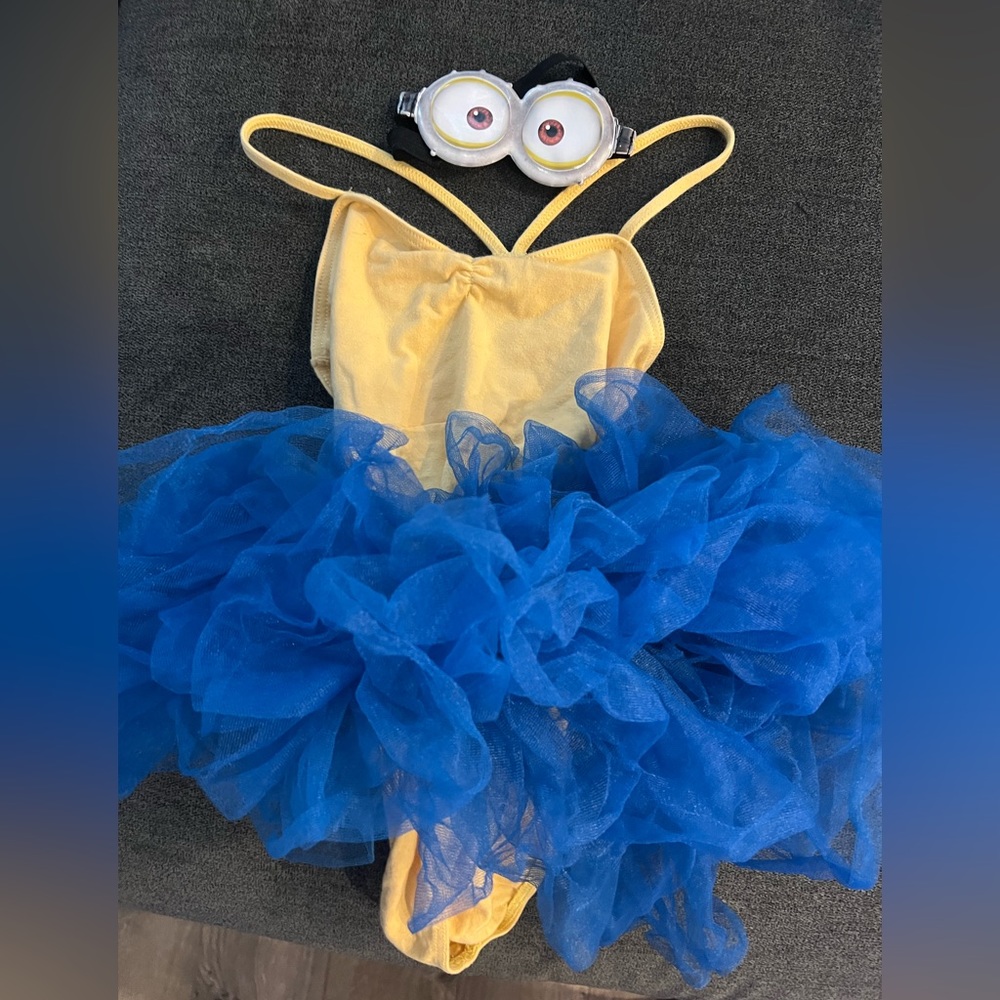 Minion costume
